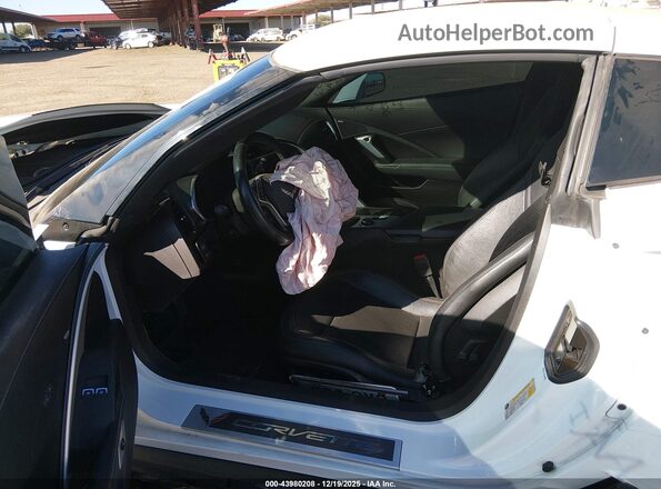 1G1YV2D77K5118570 2019 CHEVROLET CORVETTE Белый Вид наклейки с VIN-кодом