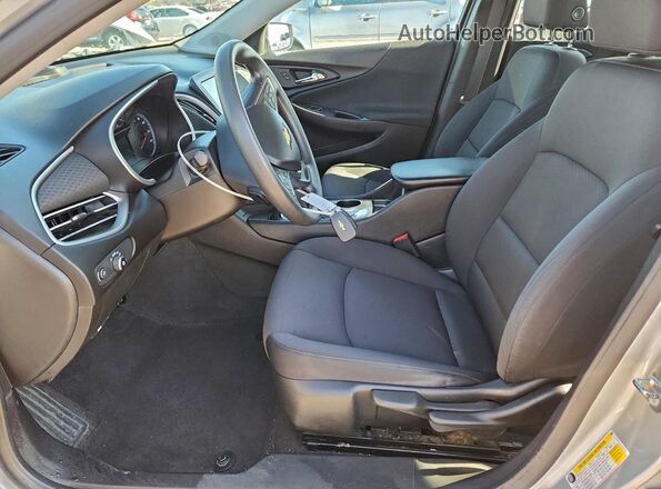 1G1ZB5ST8JF121260 2018 CHEVROLET MALIBU Silver 