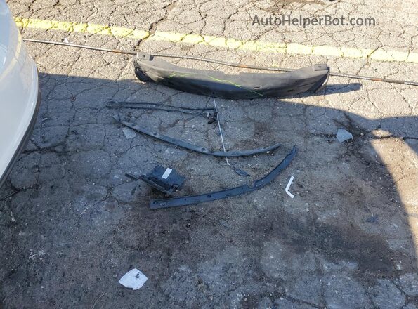 1G1ZD5ST5NF193601 2022 CHEVROLET MALIBU Белый Вид подкапотного пространства