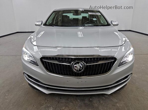 1G4ZP5SS9HU208165 2017 BUICK LACROSSE Silver Widok z przodu