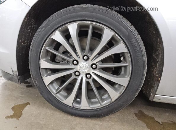 1G4ZP5SS9HU208165 2017 BUICK LACROSSE Silver Widok wnętrza 360 stopni
