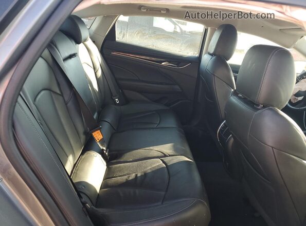 1G4ZW5SS5KU106548 2019 BUICK LACROSSE Gray Vista de los asientos traseros