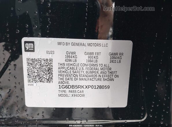 1G6DB5RKXP0128059 2023 CADILLAC CT4 Black ძრავის განყოფილების ხედი