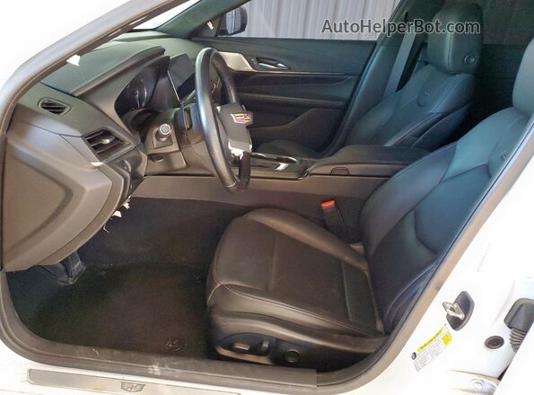 1G6DF5RK6M0114403 2021 CADILLAC CT4 White Вид салону спереду
