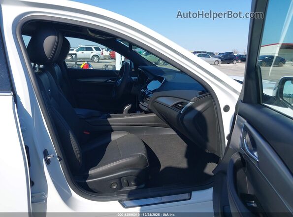 1G6DN5RW8M0143259 2021 CADILLAC CT5 White Front interior view