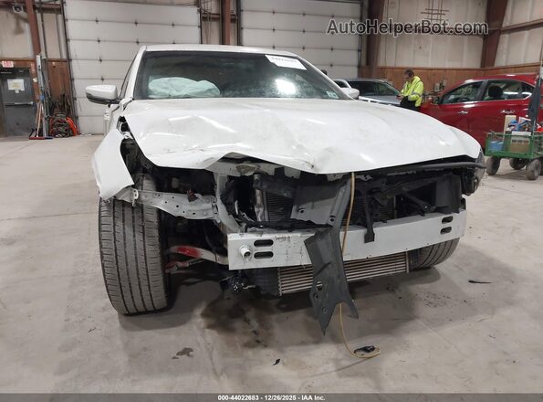 1G6DP5RKXM0113476 2021 CADILLAC CT5 White Widok z przodu