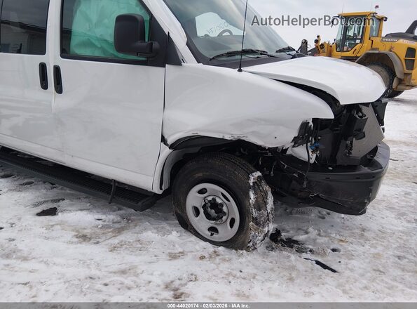 1GAWGEFP6S1268242 2025 CHEVROLET EXPRESS White წინა ხედი