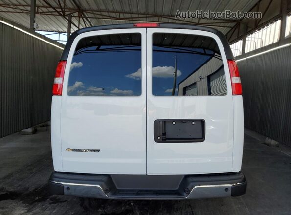 1GAZGPFP0S1219238 2025 CHEVROLET EXPRESS White Հետևի տեսք