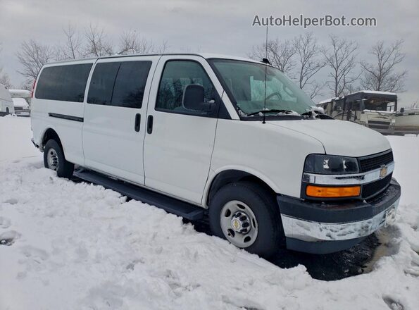 1GAZGPFP7R1263988 2024 CHEVROLET EXPRESS White Delantero derecho