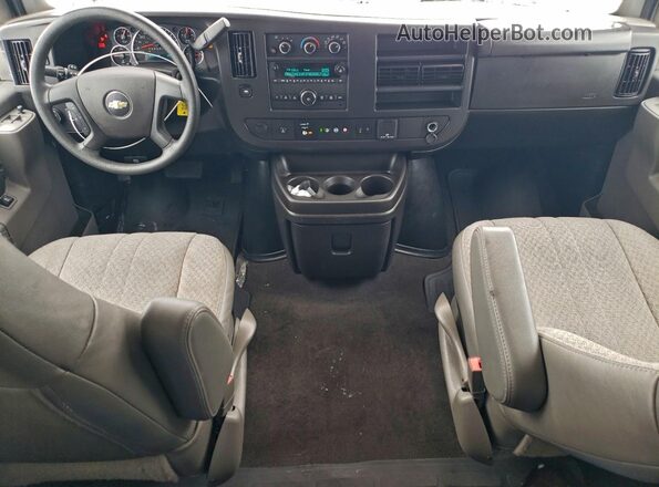 1GAZGPFP7R1263988 2024 CHEVROLET EXPRESS White Vista del salpicadero