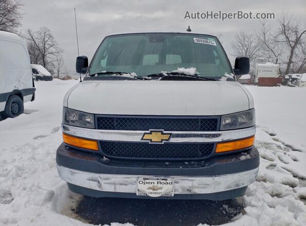 1GAZGPFP7R1263988 2024 CHEVROLET EXPRESS White Vista frontal