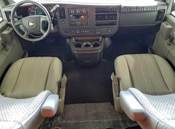 1GAZGPFP9S1218881 2025 CHEVROLET EXPRESS White Dashboard view
