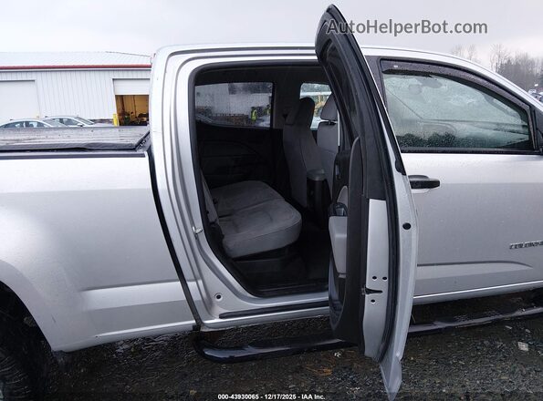 1GCGSBEN8J1228008 2018 CHEVROLET COLORADO Silver 