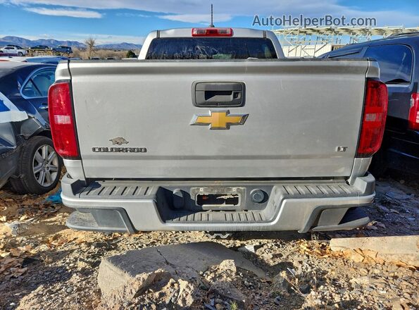 1GCGSCEAXL1114050 2020 CHEVROLET COLORADO Silver Вид ззаду