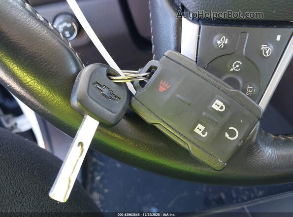 1GCGTCEN7N1110539 2022 CHEVROLET COLORADO White Вид панелі приладів