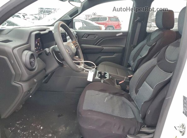 1GCPSBEK6R1222998 2024 CHEVROLET COLORADO Белый Вид салона спереди