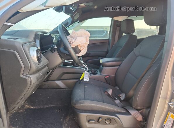 1GCPSCEKXR1277198 2024 CHEVROLET COLORADO Серый Вид салона спереди