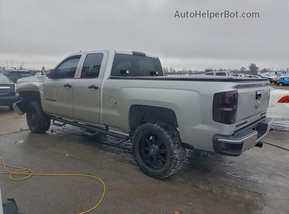 1GCRCPEC0JZ354611 2018 CHEVROLET 1500 Серебряный Задняя левая четверть