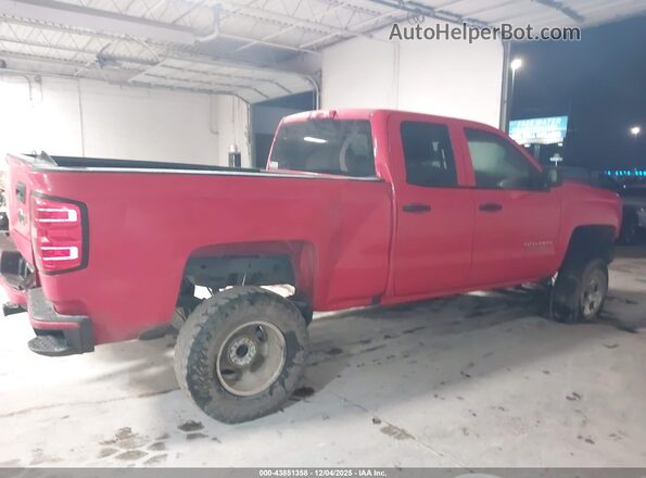 1GCRCPEC5GZ343368 2016 CHEVROLET SILVERADO Red Widok wnętrza z tyłu