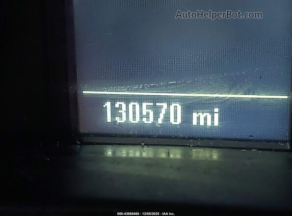 1GCRCPEC7HZ350789 2017 CHEVROLET SILVERADO White 360 interior view
