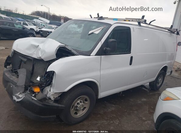 1GCWGAF74N1170573 2022 CHEVROLET EXPRESS Red Передня ліва чверть