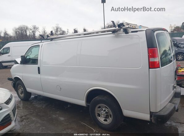 1GCWGAF74N1170573 2022 CHEVROLET EXPRESS Red 