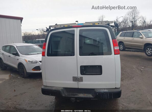 1GCWGAF74N1170573 2022 CHEVROLET EXPRESS Red 