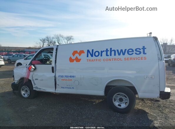 1GCWGAFP6S1205271 2025 CHEVROLET EXPRESS Белый Панорамный вид салона 360°