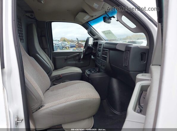 1GCWGAFP8J1314815 2018 CHEVROLET EXPRESS White 