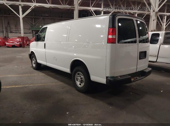 1GCWGAFP8J1314815 2018 CHEVROLET EXPRESS White 