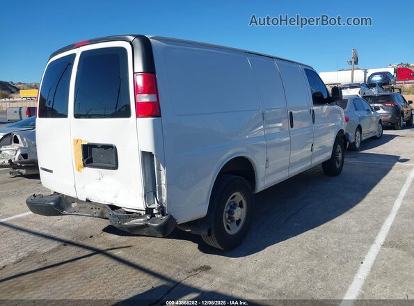 1GCWGAFPXJ1316629 2018 CHEVROLET EXPRESS White 