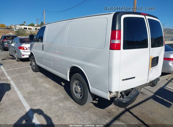 1GCWGAFPXJ1316629 2018 CHEVROLET EXPRESS White 