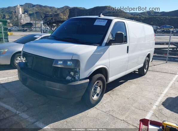 1GCWGAFPXJ1316629 2018 CHEVROLET EXPRESS White 