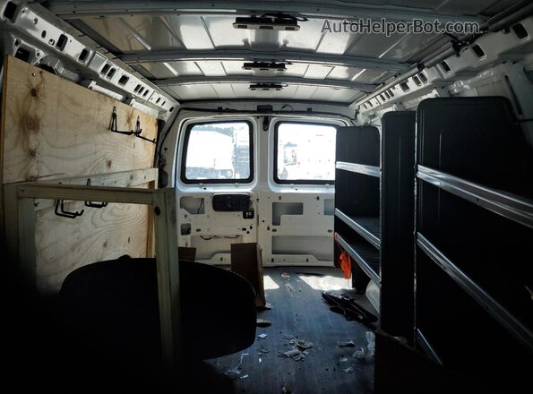 1GCWGBFP4N1234522 2022 CHEVROLET EXPRESS White Rear seats view