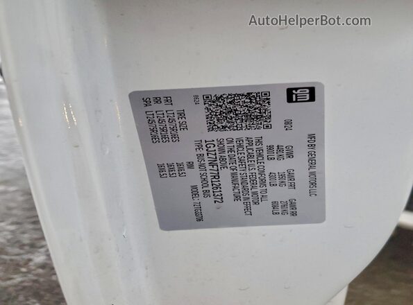 1GJZ7NF77R1261372 2024 GMC SAVANA White Engine compartment view