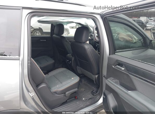 1GKENPRS4SJ187409 2025 GMC ACADIA Gray Widok naklejki z numerem VIN