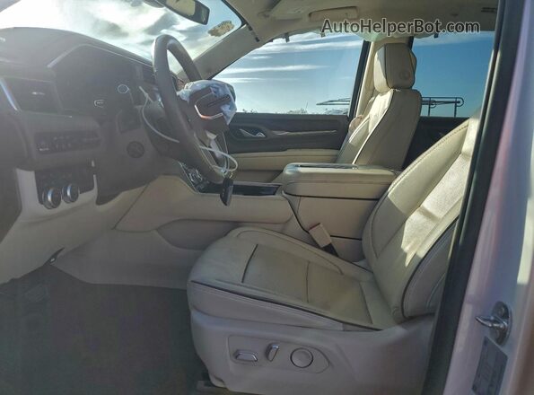 1GKS2JKL8NR305057 2022 GMC YUKON White Widok wnętrza z przodu