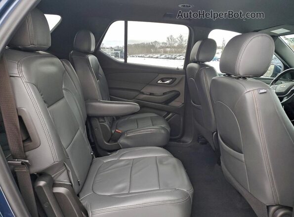 1GNERGKW7NJ124555 2022 CHEVROLET TRAVERSE Синий Вид задней части салона