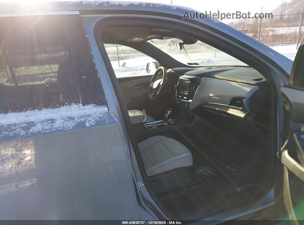 1GNETTKWXRJ139793 2024 CHEVROLET TRAVERSE Silver Front interior view