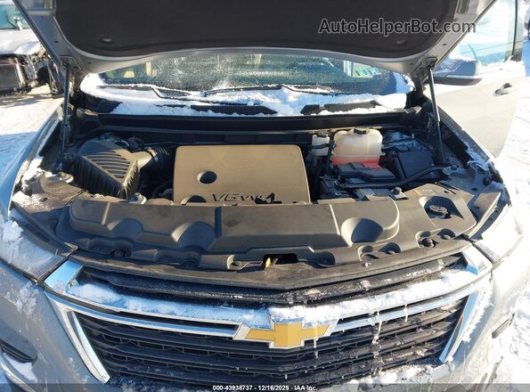 1GNETTKWXRJ139793 2024 CHEVROLET TRAVERSE Silver Rear view
