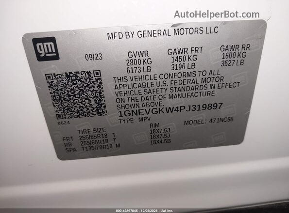 1GNEVGKW4PJ319897 2023 CHEVROLET TRAVERSE White Widok komory silnika