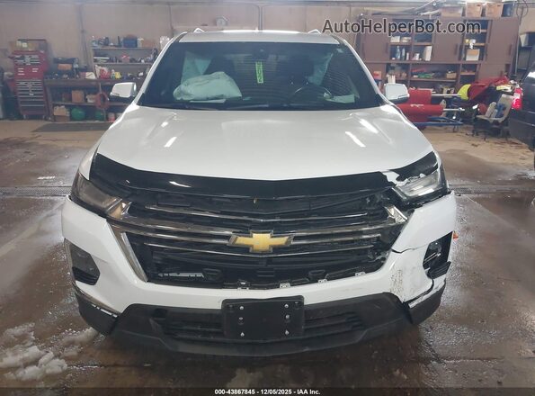 1GNEVGKW4PJ319897 2023 CHEVROLET TRAVERSE White Widok wnętrza z tyłu