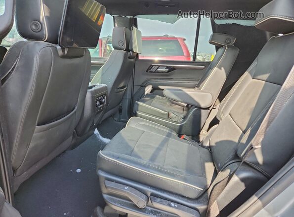 1GNS6SRD2SR119456 2025 CHEVROLET TAHOE Silver Widok wnętrza z tyłu