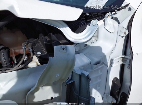 1GNSCMKDXRR321969 2024 CHEVROLET TAHOE White Սարքավորումների վահանակի տեսք