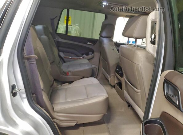 1GNSKCKC1KR266919 2019 CHEVROLET TAHOE White Vista interior trasera