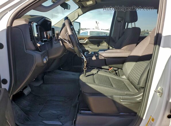 1GT19MEY6RF278492 2024 GMC SIERRA Белый Вид панели приборов