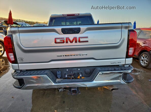 1GT49TE78NF205231 2022 GMC SIERRA Silver Вид ззаду