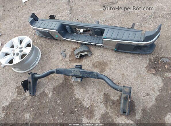 1GTH6CEN2J1170976 2018 GMC CANYON Gray ხელსაწყოთა პანელის ხედი