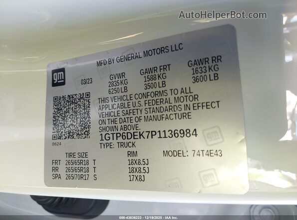 1GTP6DEK7P1136984 2023 GMC CANYON White Вид підкапотного простору