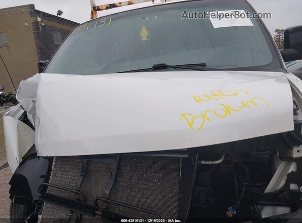 1GTW7AFG2J1909790 2018 GMC SAVANA 2500 Белый Вид сзади